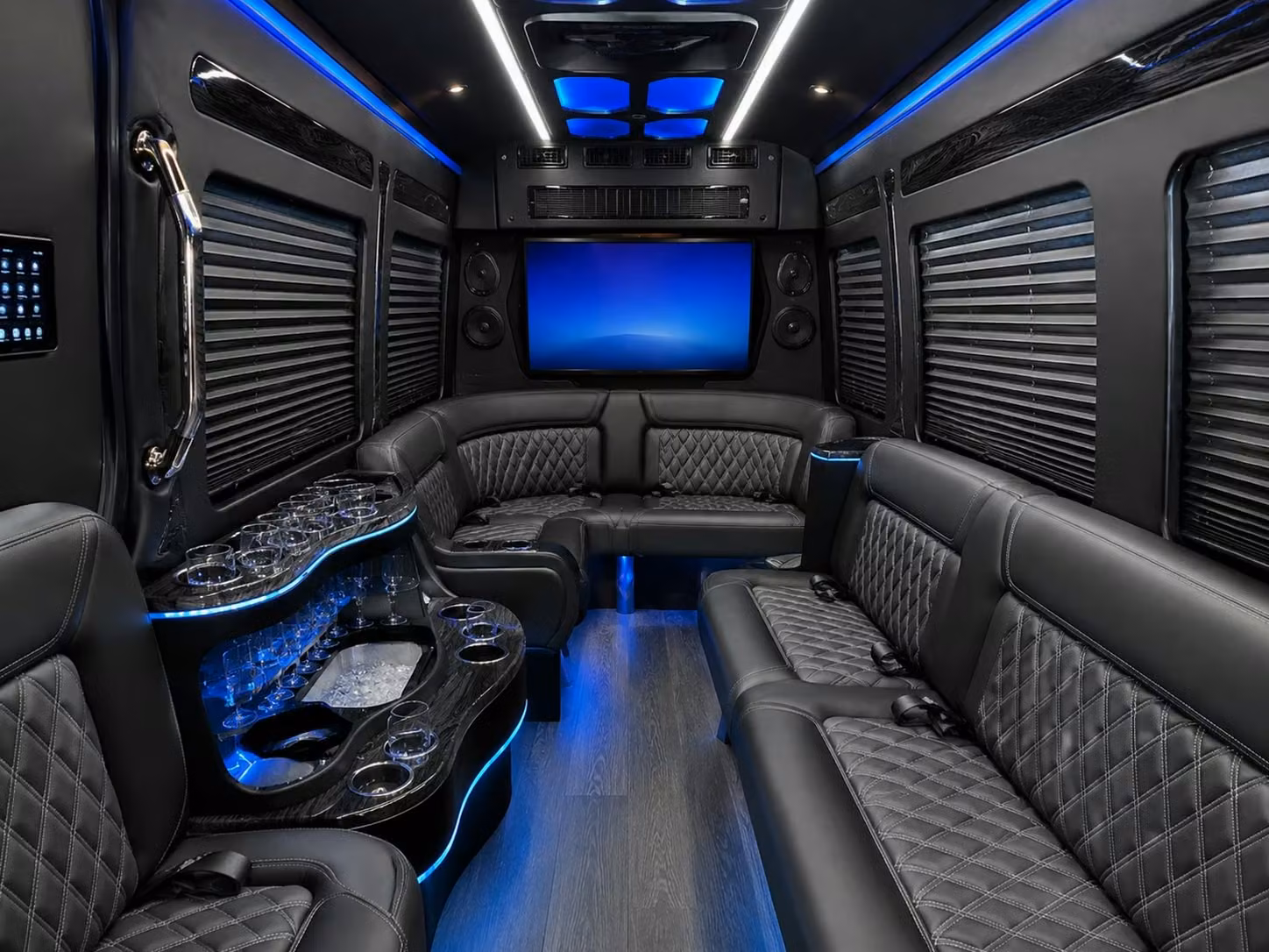 airport transfers and long distance corporate travel from pittsfield