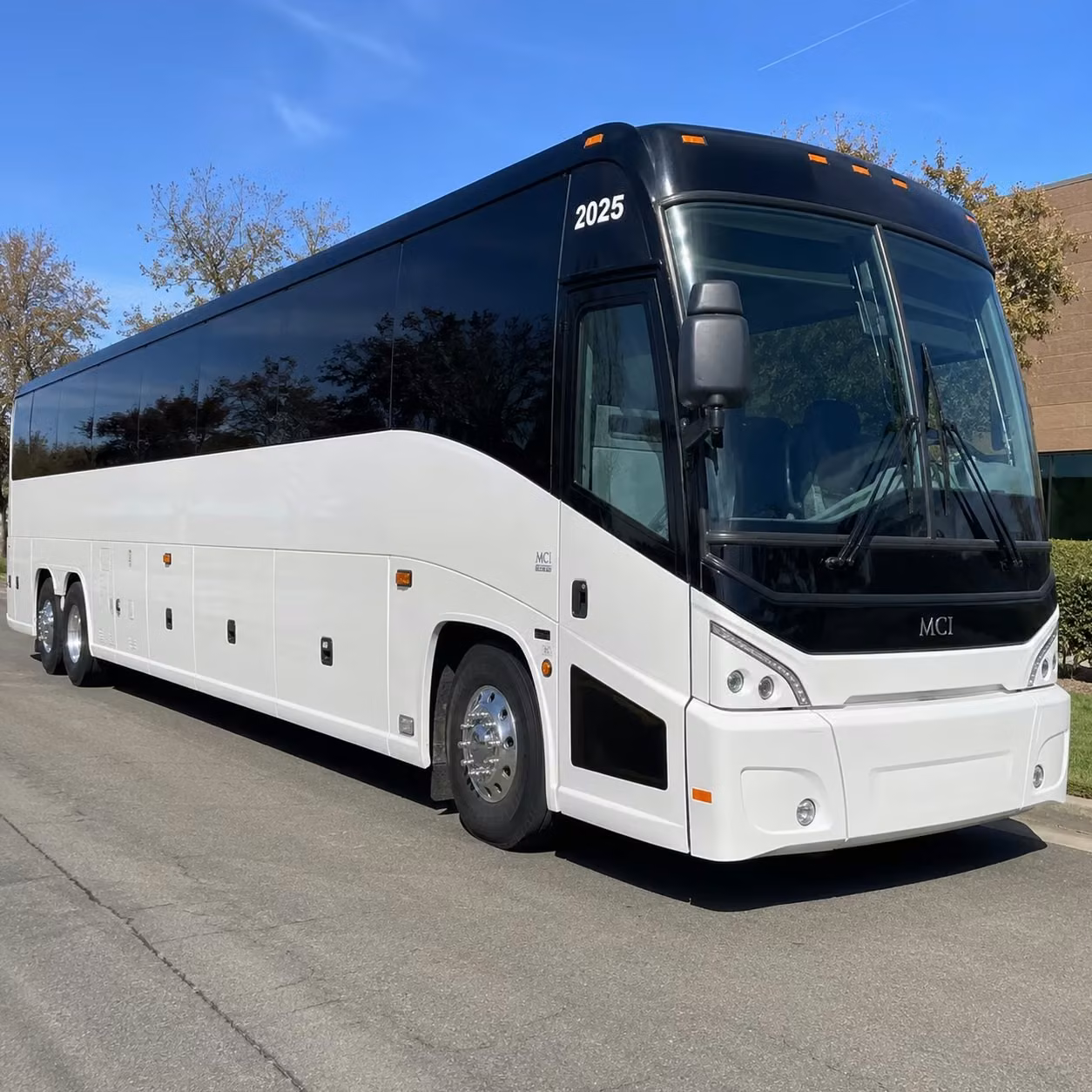 concert bus rentals from pittsfield to albany springfield and beyond